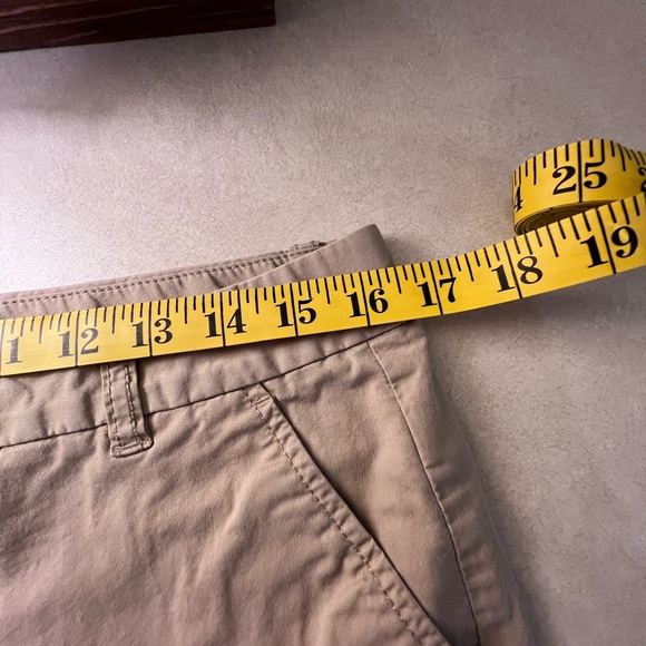 ⭐️ J. Crew Bermuda Shirts Khaki Color Size 8 - Picture 11 of 11